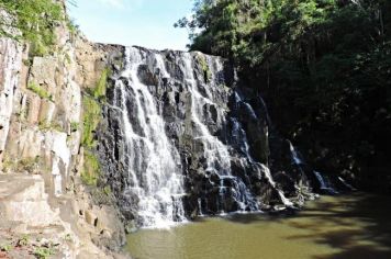 Foto - Salto das Orquídeas